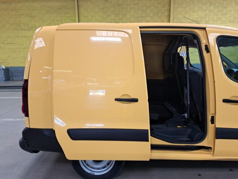 Citroën Berlingo FOURGON XL BLUEHDI 100 CLUB - Image 16 (July 10, 2026)