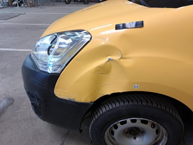 Citroën Berlingo FOURGON XL BLUEHDI 100 CLUB - Image 19 (July 10, 2026)