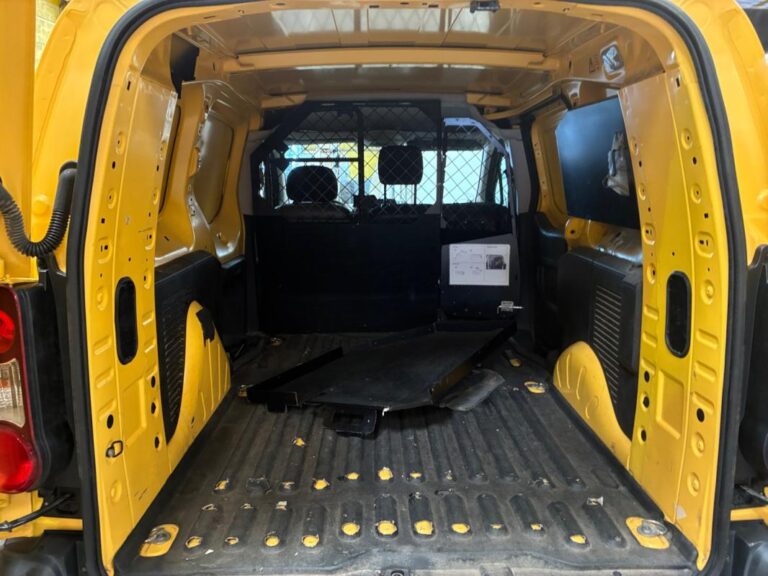 Citroën Berlingo FOURGON XL BLUEHDI 100 CLUB - Image 14 (July 10, 2026)