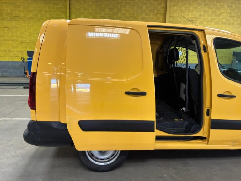 Citroën Berlingo FOURGON XL BLUEHDI 100 CLUB - Image 16 (July 10, 2026)