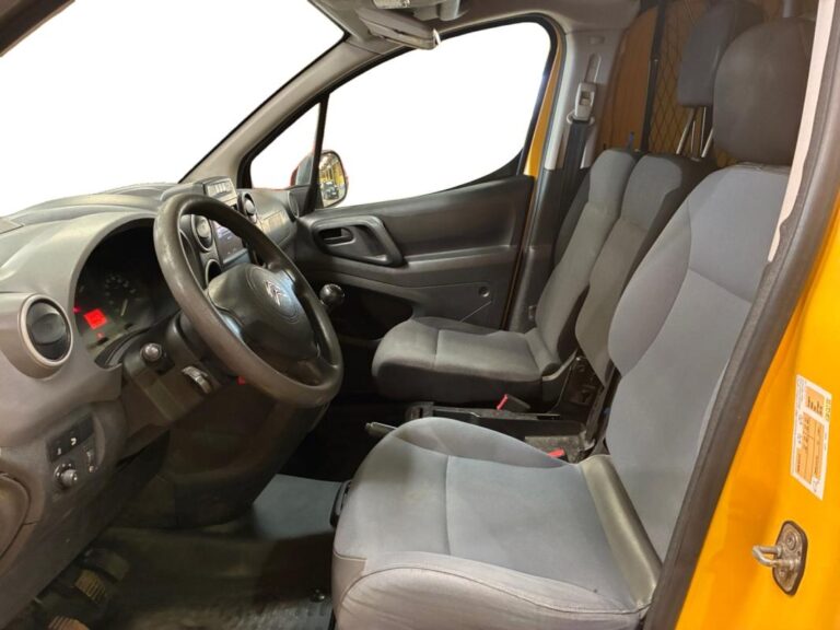 Citroën Berlingo FOURGON XL BLUEHDI 100 CLUB - Image 09 (July 10, 2026)