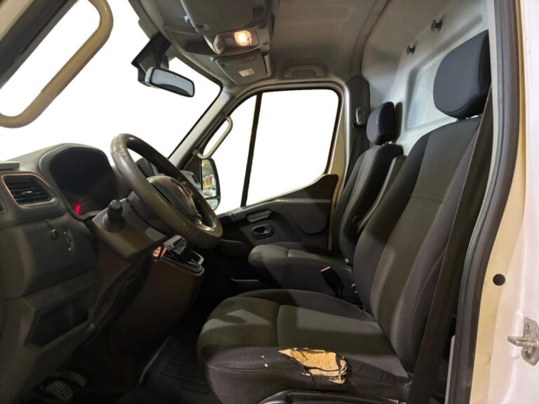 Renault Master FOURGON FGN TRAC F3500 DCI 135 GRAND CONFORT - Image 09 (July 10, 2026)