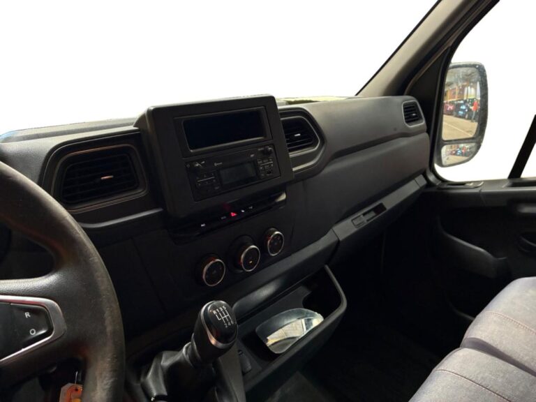 Renault Master FOURGON FGN TRAC F3500 DCI 135 GRAND CONFORT - Image 10 (July 10, 2026)
