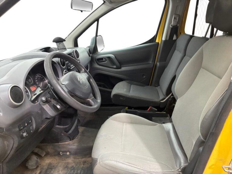 Citroën Berlingo FOURGON M BLUEHDI 100 S&S ETG6 CLUB - Image 09 (July 10, 2026)