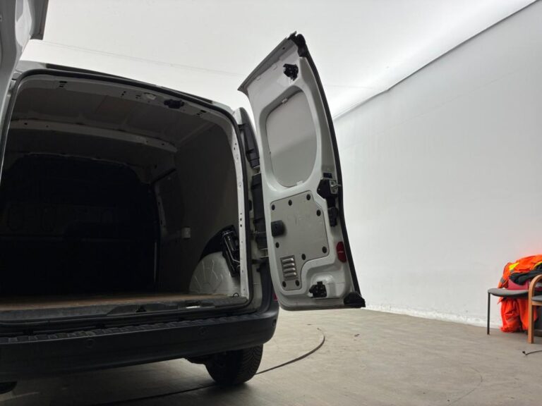 Renault Kangoo Express GRAND VOLUME BLUE DCI 115 EXTRA R-LINK - Image 13 (July 10, 2026)