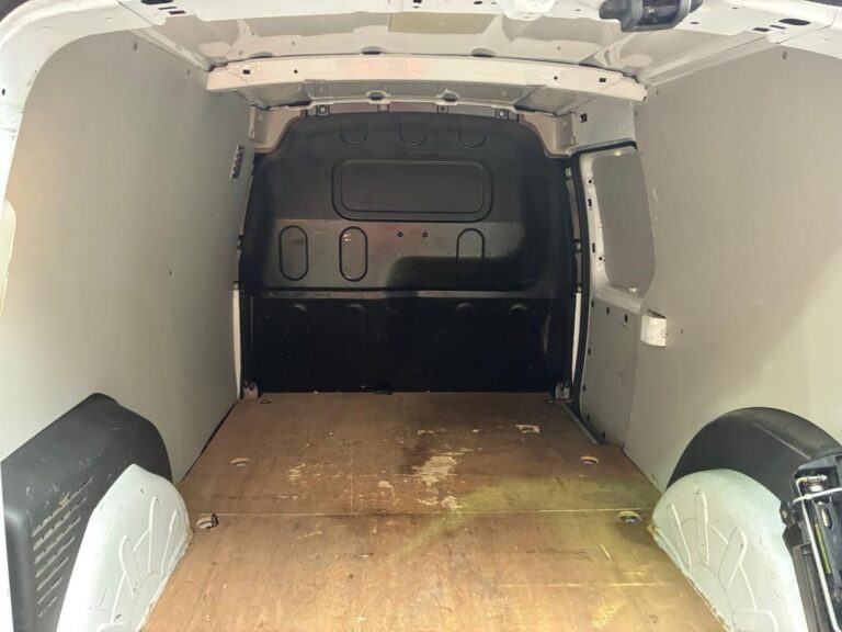 Renault Kangoo Express GRAND VOLUME BLUE DCI 115 EXTRA R-LINK - Image 15 (July 10, 2026)