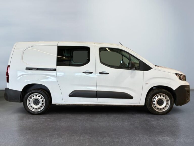 Peugeot Partner CABINE APPROFONDIE CA XL BLUEHDI 130 S&S EAT8 - Image 06 (July 10, 2026)