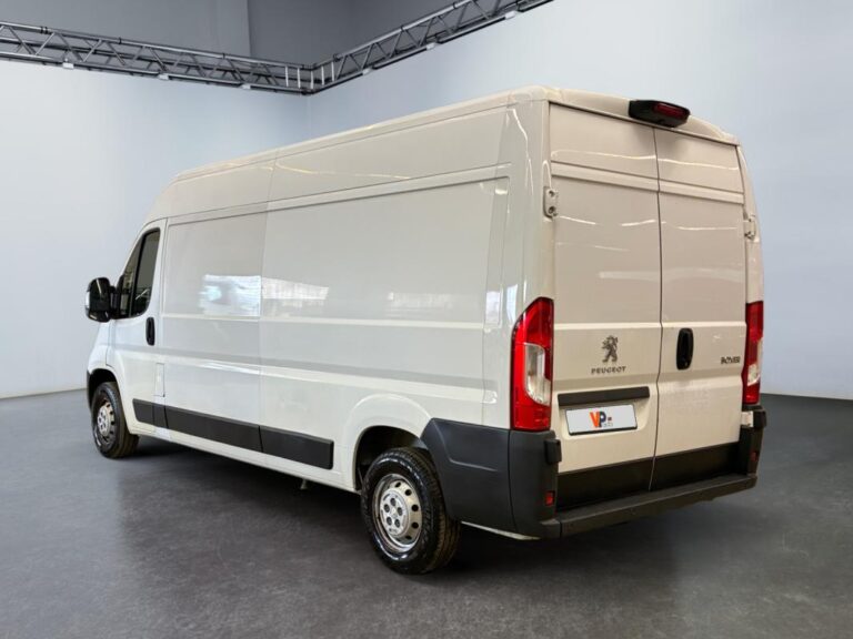 Peugeot Boxer FOURGON TOLE 333 BLUEHDI 140 S&S ASPHALT - Image 03 (July 10, 2026)