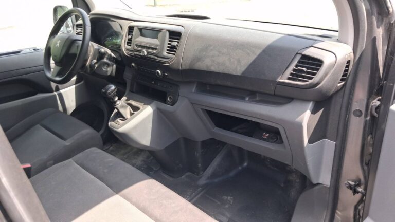 Peugeot Expert Cabine Approfondie III 2.0 BlueHDi 145 Premium - Image 10 (July 10, 2026)