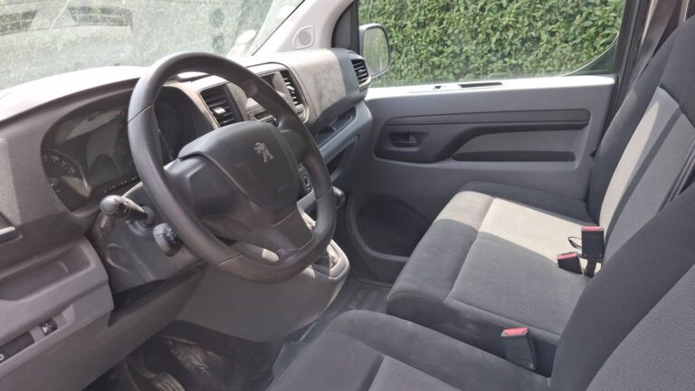 Peugeot Expert Cabine Approfondie III 2.0 BlueHDi 145 Premium - Image 08 (July 10, 2026)