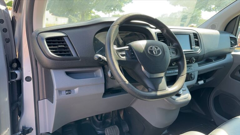 Toyota PROACE Pro Ace 2.0 D-4D 180 EAT8 Business – Automatique - Image 11 (July 10, 2026)