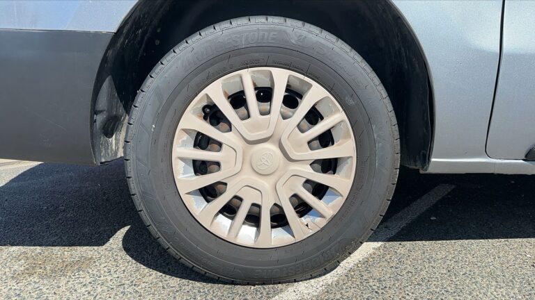 Toyota PROACE Pro Ace 2.0 D-4D 180 EAT8 Business – Automatique - Image 16 (July 10, 2026)
