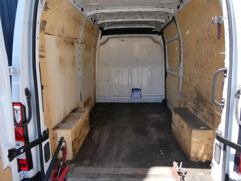 Renault Master F3500 ENERGY DCI 150 cv GD CONFORT - Image 12 (July 10, 2026)