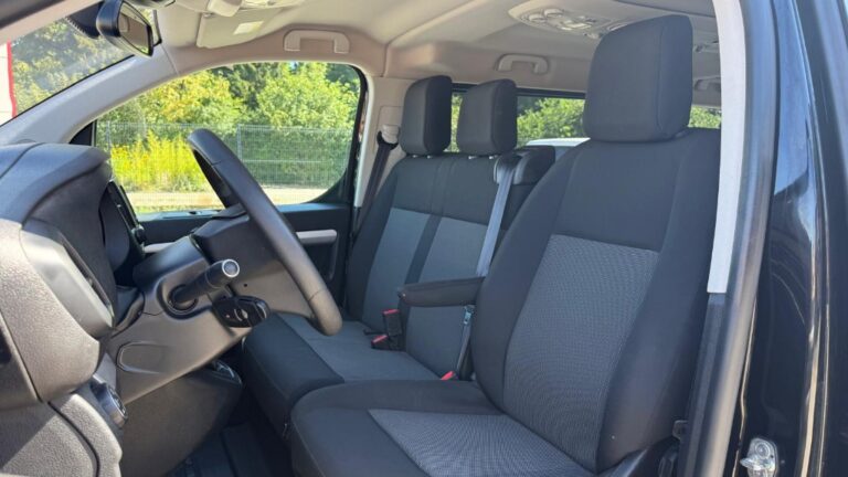 Toyota Proace Verso 2.0 150 D-4D – START&STOP 9PL 2020 LONG DYNAMIC - Image 13 (July 10, 2026)