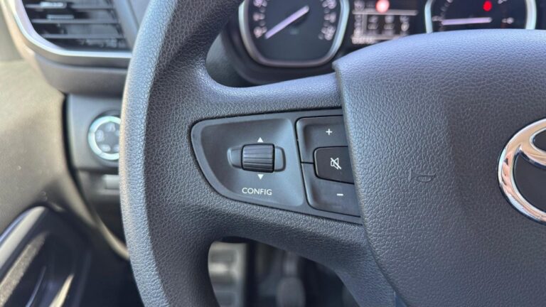 Toyota Proace Verso 2.0 150 D-4D – START&STOP 9PL 2020 LONG DYNAMIC - Image 19 (July 10, 2026)
