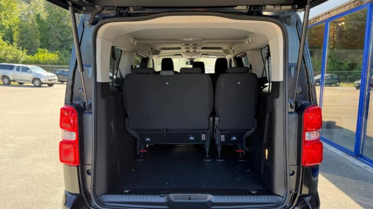 Toyota Proace Verso 2.0 150 D-4D – START&STOP 9PL 2020 LONG DYNAMIC - Image 09 (July 10, 2026)