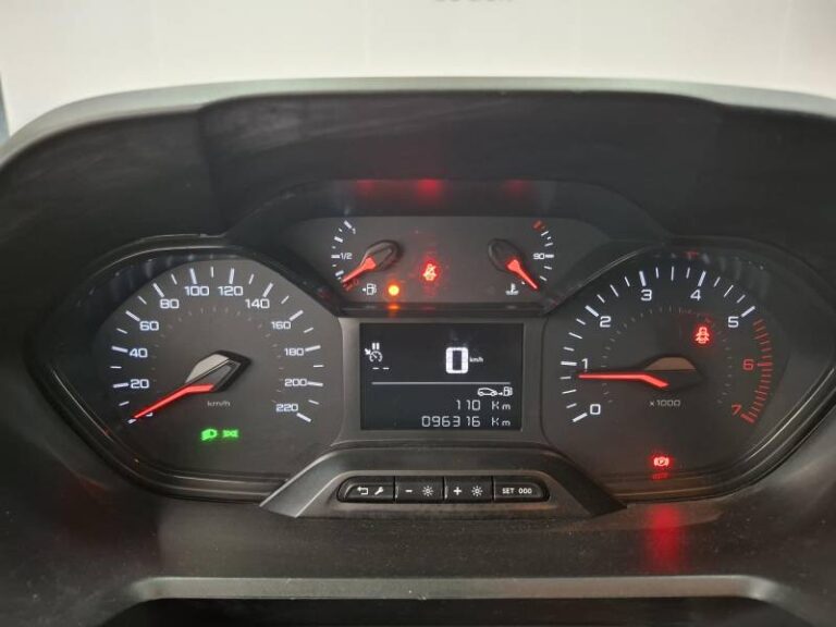 Peugeot Partner FGN FOURGON STANDARD 650 KG BLUEHDI 100 S&S BVM5 PREMIUM - Image 19 (July 10, 2026)