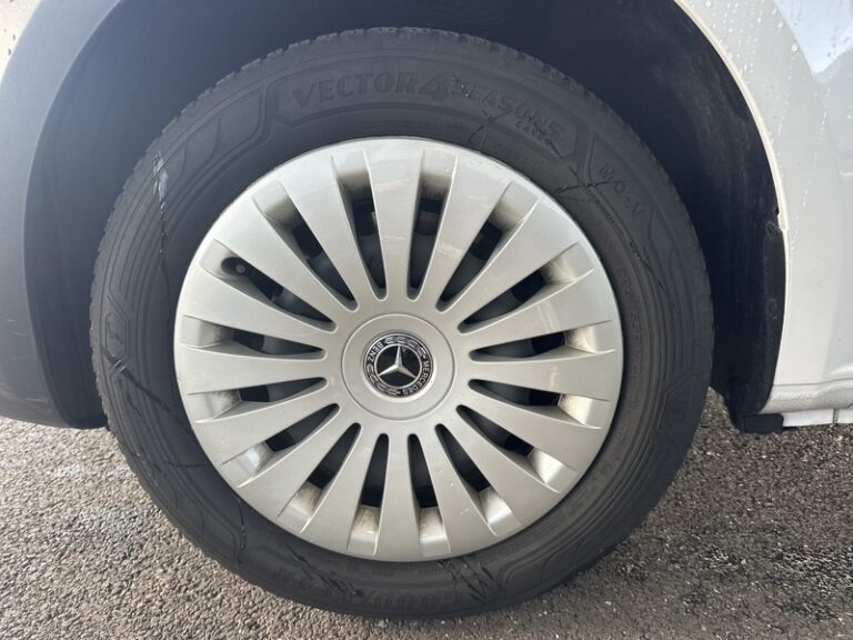 Mercedes Vito 116 CDI Fourgon Long 33 900€HT - Image 08 (July 10, 2026)