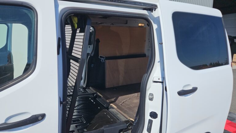 Citroën Berlingo CABINE APPROFONDIE XL bluehdi 100 bvm5 control - Image 12 (July 10, 2026)