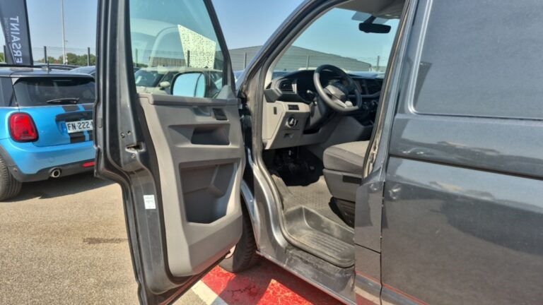 Volkswagen Transporter VI 2.0 TDi 150 Business - Image 17 (July 10, 2026)