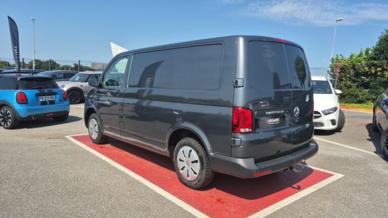 Volkswagen Transporter VI 2.0 TDi 150 Business - Image 07 (July 10, 2026)
