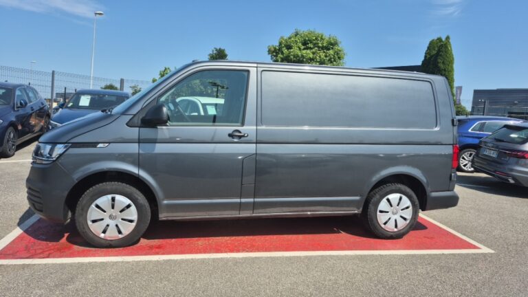 Volkswagen Transporter VI 2.0 TDi 150 Business - Image 08 (July 10, 2026)