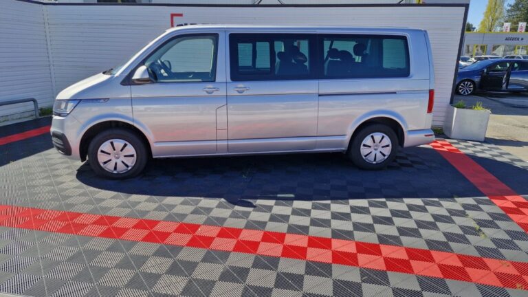 Volkswagen Caravelle TDI 150 LONGUE DSG7 CONFORTLINE - Image 03 (July 10, 2026)