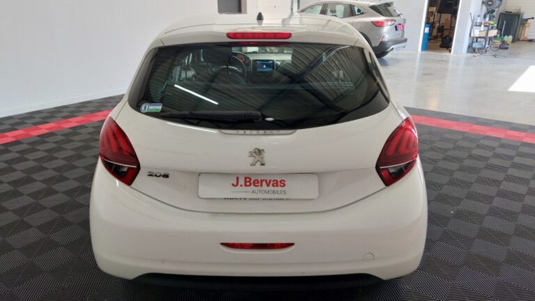 Peugeot 208 affaire BlueHDi 100 S&S PREMIUM - Image 05 (July 10, 2026)