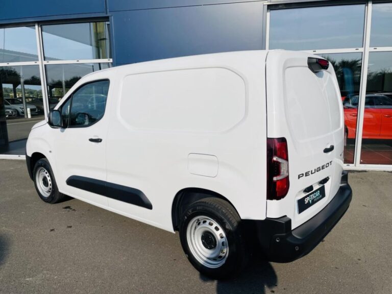 Peugeot Partner III M CU Standard Essence 110 ch Manuelle - Image 14 (July 11, 2026)