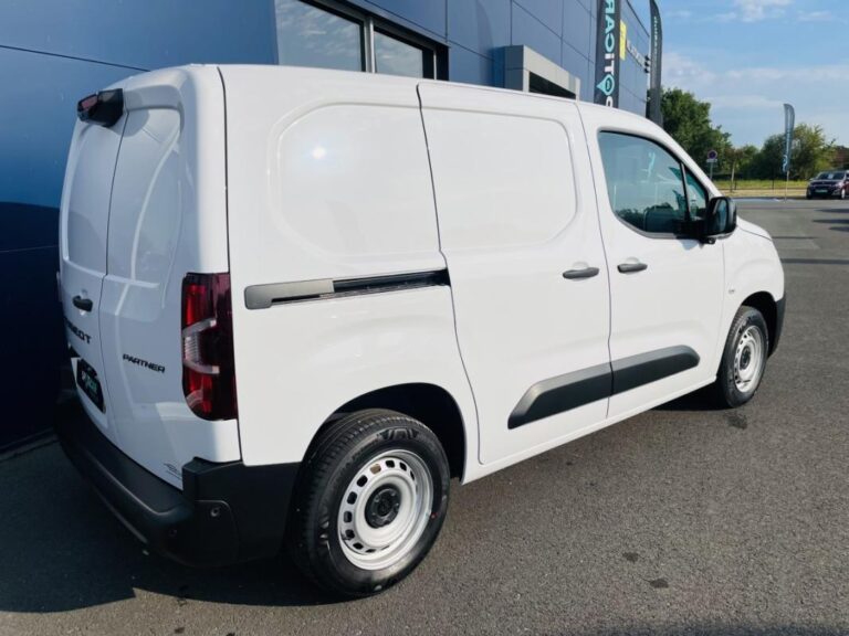 Peugeot Partner III M CU Standard Essence 110 ch Manuelle - Image 05 (July 11, 2026)