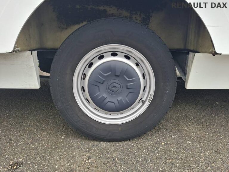 Renault Master FOURGON PHC TRAC F3500 BLUE DCI 145 EURO VI CONFORT - Image 13 (July 11, 2026)