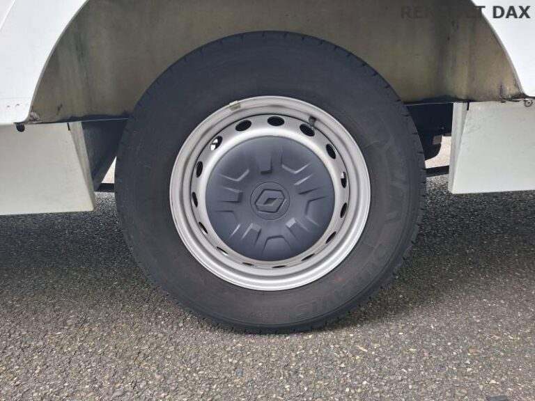 Renault Master FOURGON PHC TRAC F3500 BLUE DCI 145 EURO VI CONFORT - Image 16 (July 11, 2026)