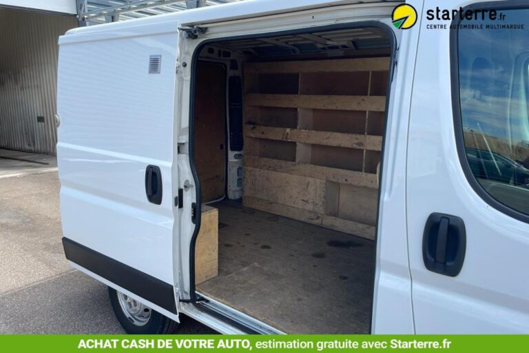 Peugeot Boxer FOURGON TOLE 330 BLUEHDI 120 S&S PREMIUM - Image 10 (July 15, 2026)