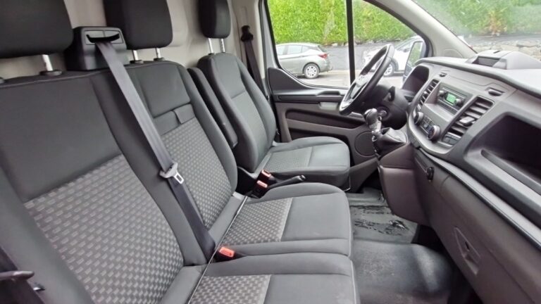 Ford Transit Custom FOURGON 300 2.0 ECOBLUE 130 TREND BUSINE - Image 05 (July 15, 2026)