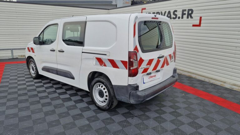 Citroën Berlingo CABINE APPROFONDIE XL BlueHDI 100 Control - Image 04 (July 15, 2026)
