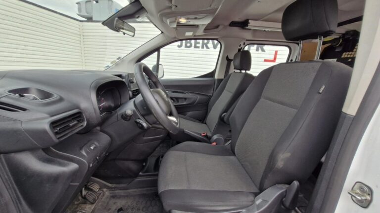 Citroën Berlingo CABINE APPROFONDIE XL BlueHDI 100 Control - Image 09 (July 15, 2026)