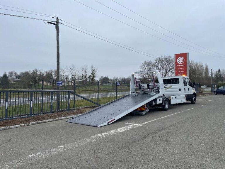 Iveco Daily 72c180 DEPANNEUSE 7 PLACES - Image 04 (July 15, 2026)