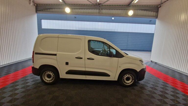 Citroën Berlingo VAN M 650 BLUEHDI 100 SS CLUB - Image 04 (July 15, 2026)