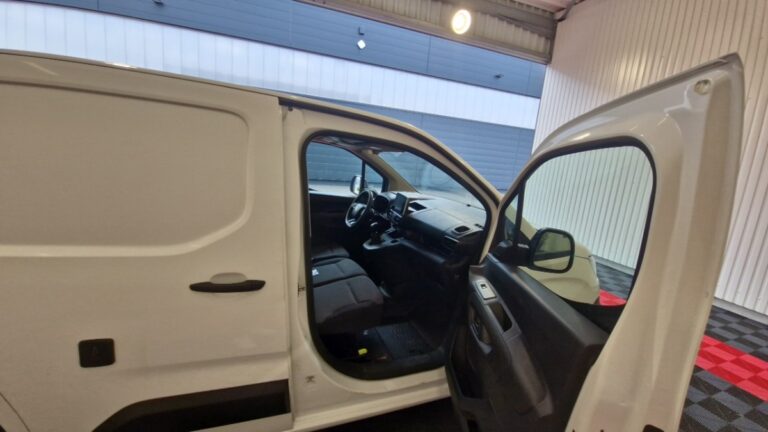 Citroën Berlingo VAN M 650 BLUEHDI 100 SS CLUB - Image 09 (July 15, 2026)