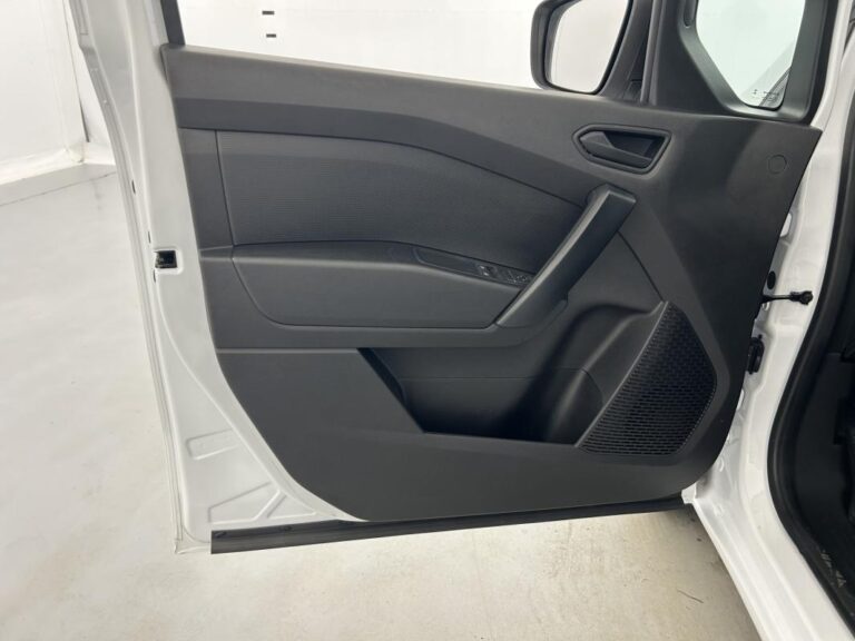 Renault Kangoo Van BLUE DCI 115 EDC GRAND CONFORT – 22 5p - Image 11 (July 16, 2026)