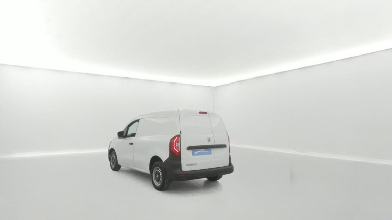Renault Kangoo Van BLUE DCI 115 EDC GRAND CONFORT – 22 5p - Image 03 (July 16, 2026)