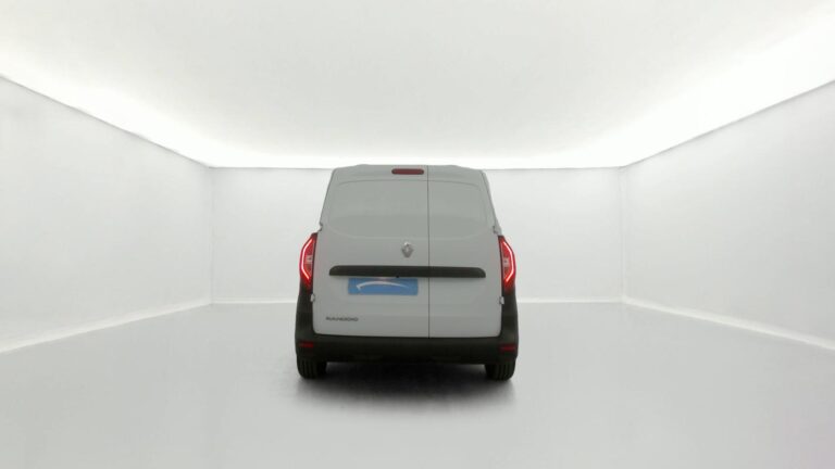 Renault Kangoo Van BLUE DCI 115 EDC GRAND CONFORT – 22 5p - Image 04 (July 16, 2026)