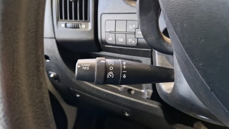 Peugeot Boxer FOURGON TOLE 335 BLUEHDI 130 SS PREMIUM - Image 12 (July 17, 2026)