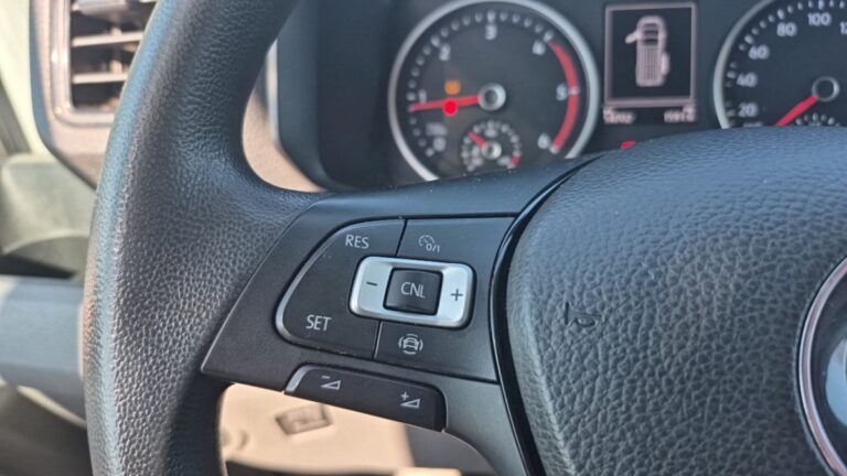 Volkswagen Crafter VAN 35 2.0 TDI 140 CH BUSINESS LINE - Image 12 (July 16, 2026)