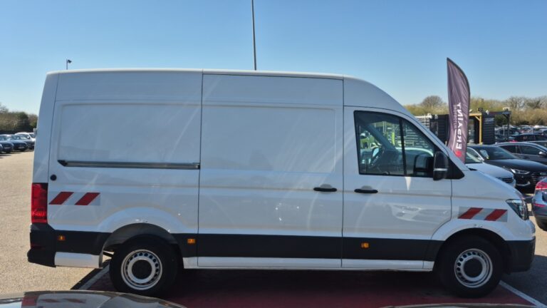 Volkswagen Crafter VAN 35 2.0 TDI 140 CH BUSINESS LINE - Image 06 (July 16, 2026)