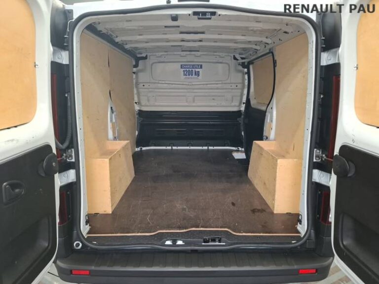 Renault Trafic FGN 3000 KG BLUE DCI 130 CONFORT - Image 15 (July 16, 2026)
