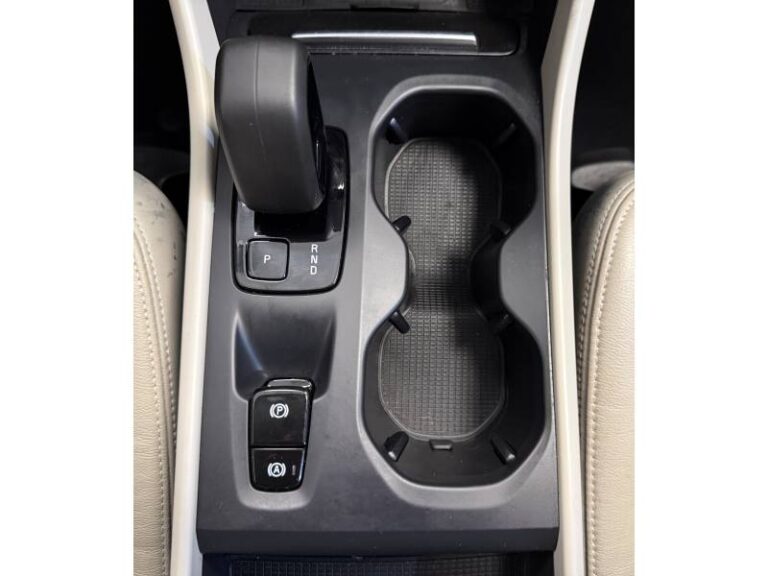 Volvo XC40 T5 Recharge 180+82 ch DCT7 Start - Image 13 (July 16, 2026)