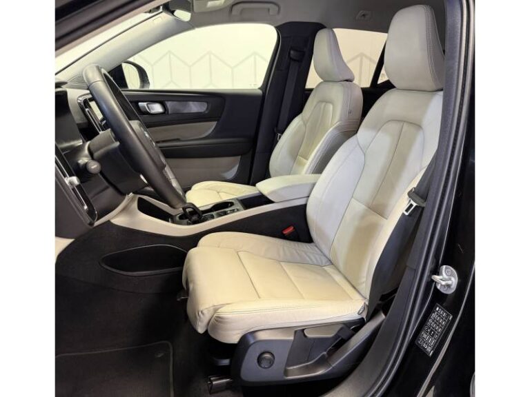 Volvo XC40 T5 Recharge 180+82 ch DCT7 Start - Image 04 (July 16, 2026)
