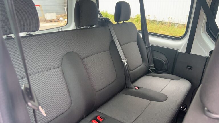 Renault Trafic 2.0 dCI 150 Zen - Image 09 (July 16, 2026)