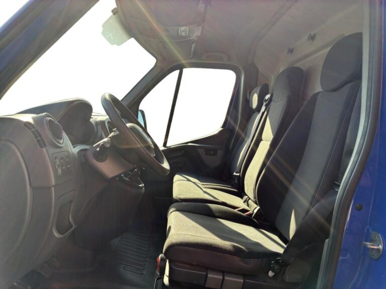 Renault Master FOURGON FGN 3.5t 2.3 dCi 110 S&S E6 GRAND CONFORT - Image 09 (July 17, 2026)